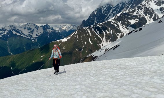 die letzten Meter zum Guli Pass, Juni 2026, noch sehr viel Schnee