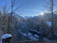 Blick von der Terrasse auf die Trettach (Fluss) und das Stillachtal (Ferienhütte)
