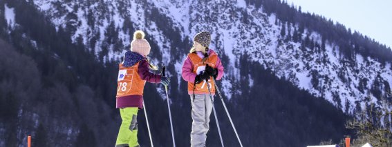 2 Kinder beim Nordic Day