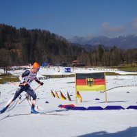 Im Klassisch-Stil richtung Kurve
