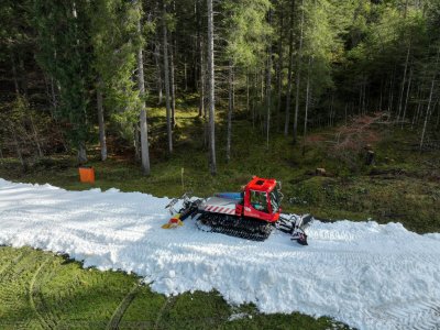 Präparierung der Snowfarming-Loipe