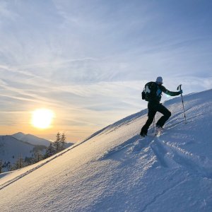Hörnertour - Gipfelanstieg im Hintergrund das Riedberger Horn