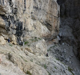 Die letzten Meter im Abstieg vom Lagazuoi (1)