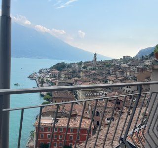 Blick vom Hotel Castel auf Limone