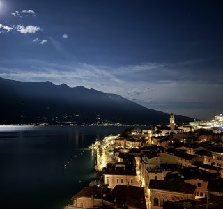 Limone bei Nacht