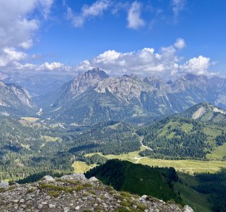 Die Karnischen Dolomiten