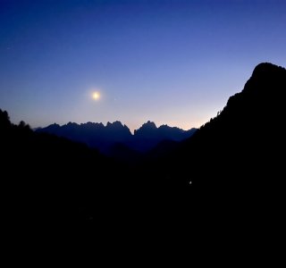 Vollmond über den Friauler Dolomiten