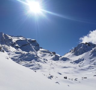 Die Kraft der Berge - spürbar im Schnee
