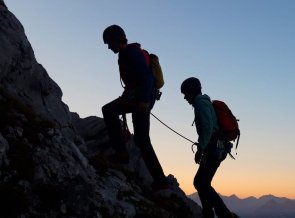 Morgenstimmung am Felsgrat | © Korbinian Schmittlein, OASE alpin GmbH