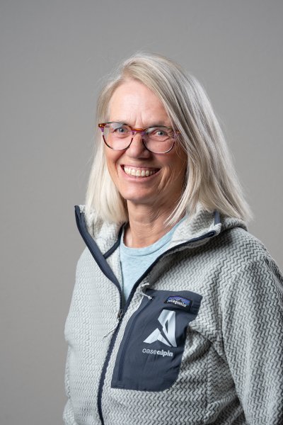 Kathrin Eberle, Bergwanderführerin UIMLA - IML | © Konrad Kalisch, OASE alpin GmbH