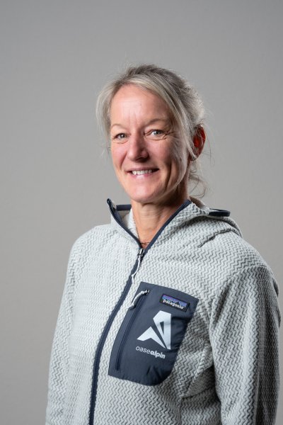 Steffi Adler, Bergwanderführerin UIMLA - IML | © Konrad Kalisch, OASE alpin GmbH