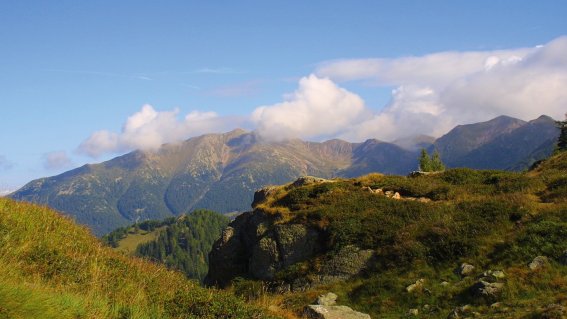 E5 von Bozen nach Trient - Bergpanorama