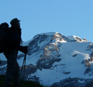 4. Tag - Früh am nächsten Morgen verlassen wir Alpenzu Grande in Richtung Colle Pinter (2.777 m)