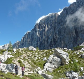 6. Tag - Unser Wanderweg führt beschaulich an der steilen Civetta Nordwand vorbei zum Rifugio Tissi (2.262 m)