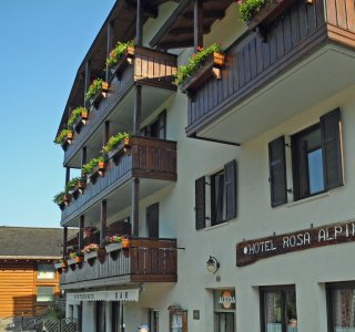 Heute übernachten wir im Hotel Rosa Alpina in Palai (1.400 m) im Fersental