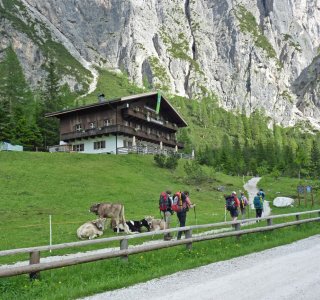 6. Tag - Unsere heutige Unterkunft, die Drei Schuster Hütte (1.626 m) im Innerfeldtal