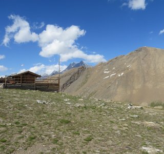Blick auf das Oberrothorn (3.414 m), einer der höchsten Wandergipfel der Alpen