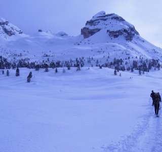 3. Tag - Rückweg über die Große Fanesalm nach einer tollen Schneeschuhtour zum Monte Castello (in der Bildmitte)