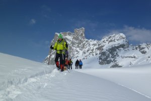 4. Tag - Bester Pulverschnee nach dem Drusentor, im Hintergrund der Große Turm