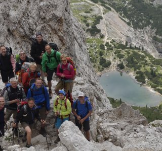 3. Tag - Gruppenbild beim steilen Abstieg zum Lago Lagazuoi