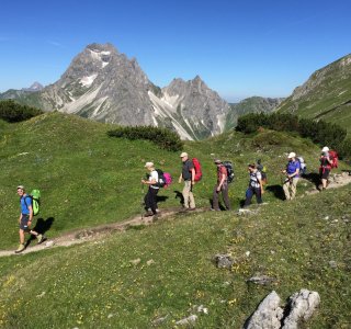 Der Weg zum Haldenwanger Eck führt vorbei am Großen Widderstein (2.533 m)