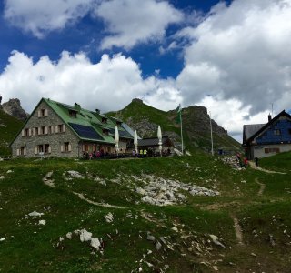 Mindelheimer Hütte mit Kemptner Köpfle | © OASE alpin GmbH