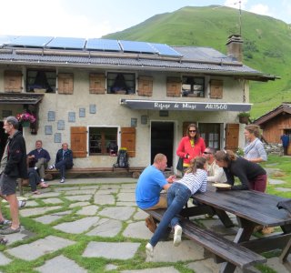 Tour du Mont Blanc 1. Tag - Das gemütliche Refuge de Miage, unsere erste Unterkunft liegt auf 1.560 m