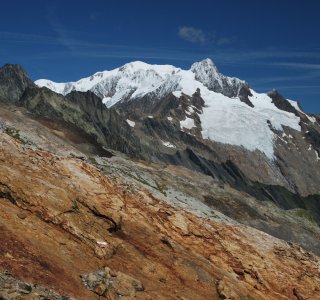 Tour du Mont Blanc 3. Tag - Blick vom Col des Fours zur Aiguille Tré la Tête