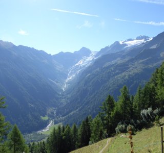 Tour du Mont Blanc 7. Tag - Blick vom Col de Balme zurück zum Fenêtre d'Arpette
