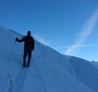 Wallis-Südseite 6. Tag - Der Abstieg erfolgt durch den zerklüfteten Grenzgletscher zur Monte Rosa Hütte