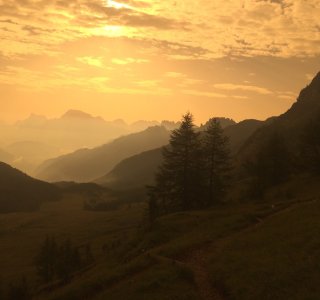 Sonnenuntergang, Dolomitenhöhenweg 2 | © OASE alpin GmbH