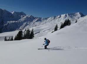 Skitourenkurs Allgäuer Alpen-In der Abfahrt