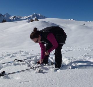 Skitourenkurs Allgäuer Alpen-Übung mit dem LVS-Gerät-Feinsuche2