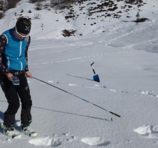 Skitourenkurs Allgäuer Alpen-Übung mit dem LVS-Gerät2