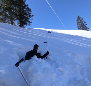 Skitourenkurs Allgäuer Alpen-Schneeprofil2.jpg