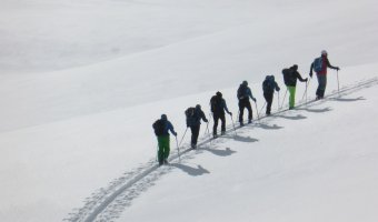 Skitouren durch Neuschnee