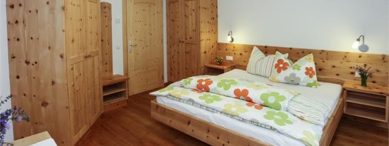 LV Lavendel Schlafzimmer