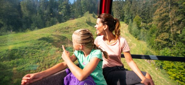 Gondelfahrt mit der Bergbahn