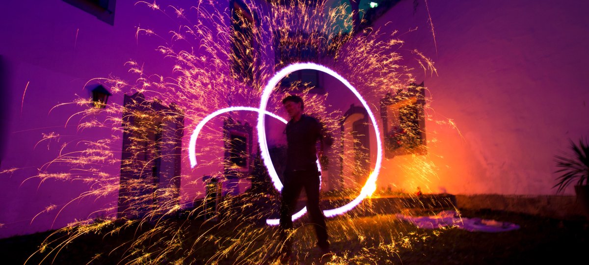 Feuerartistik trifft auf Jonglage – Impressionen der Feuershow von Nils Müller (c)Nils Müller