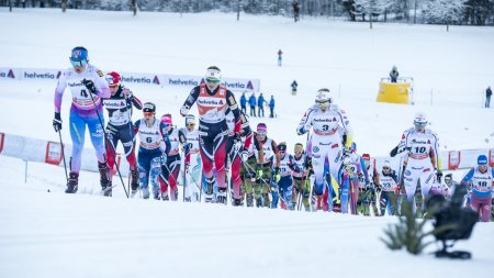 Skiathlon Damen im Anstieg