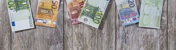 Money-2991837 960 720
