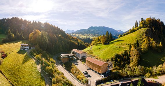 Das Oberstdorf Hostel im Herbst
