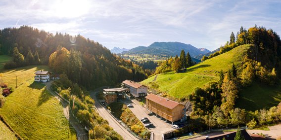 Das Oberstdorf Hostel im Herbst