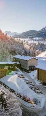 Oberstdorf Hostel im Winter