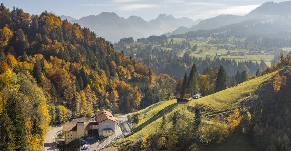 Das Oberstdorf Hostel ist jung, trendy und eine preiswerte Urlaubsunterkunft im Allgäu.
