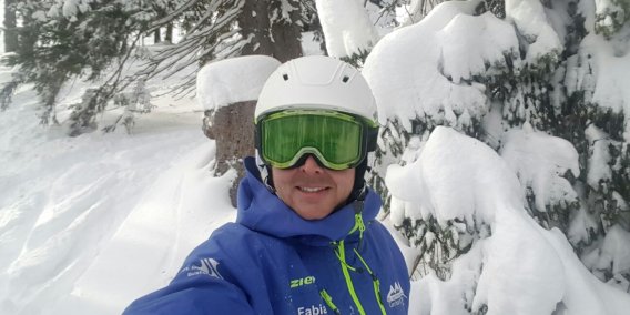 Fabian im Element beim Skifahren