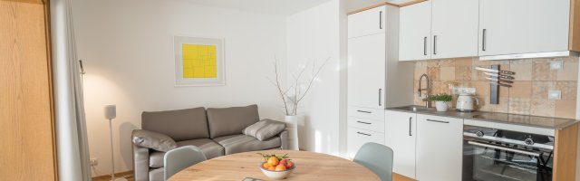 Ferienwohnung Räppler | Wohnzimmer mit Küche