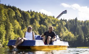 Zu zweit auf dem Tretboot