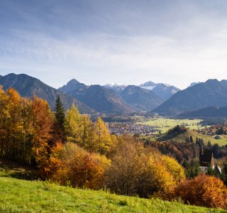 Blick vom herbstlichen Tiefenbach nach Oberstdorf.