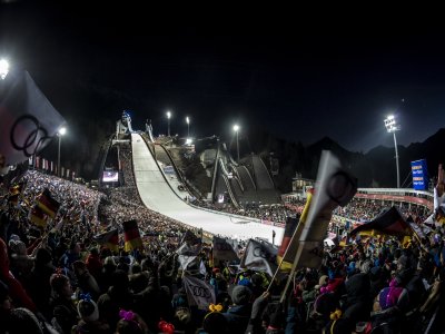 Auftaktspringen an der Schattenbergschanze